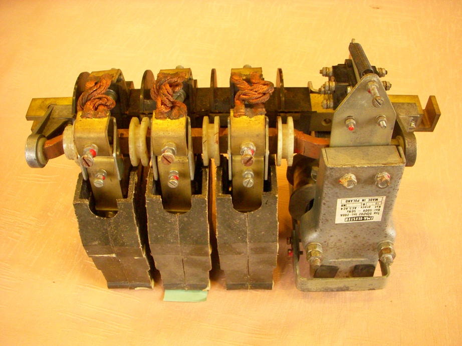 Styczniki SCm-202